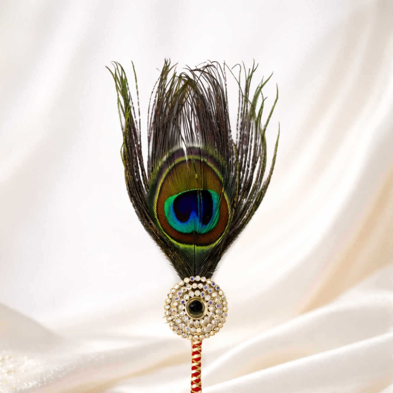 Peacock Feather Paghdi Ornament for Gujarati Wedding – Traditional Safa Brooch