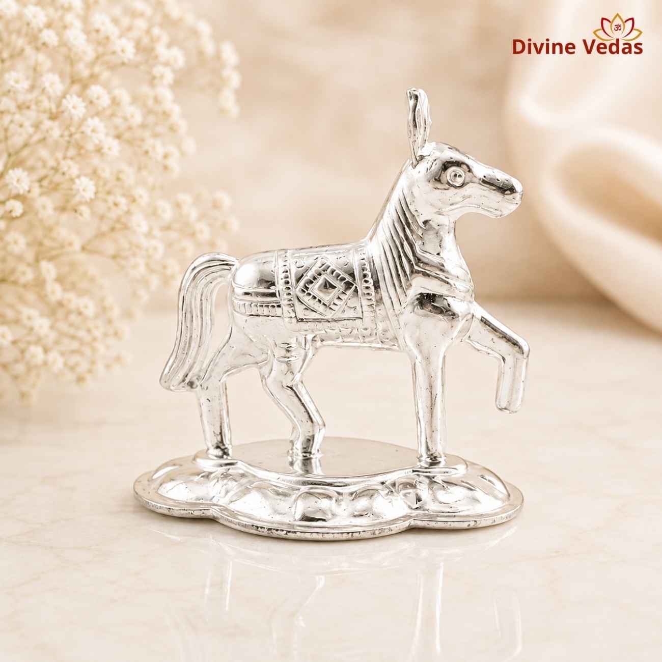 Silver Horse Statue 10.5g | Chandi Horse Showpiece for Home & Gifting | Divine Vedas