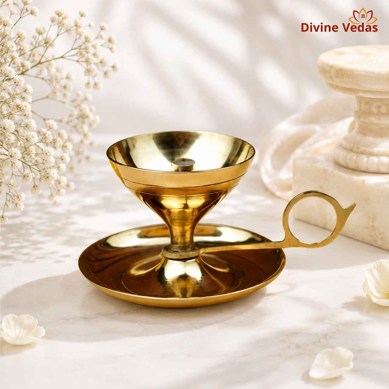 Brass Deep Aarti Diya Ritual Lamp | Traditional Pooja Aarti Deepak | Divine Vedas